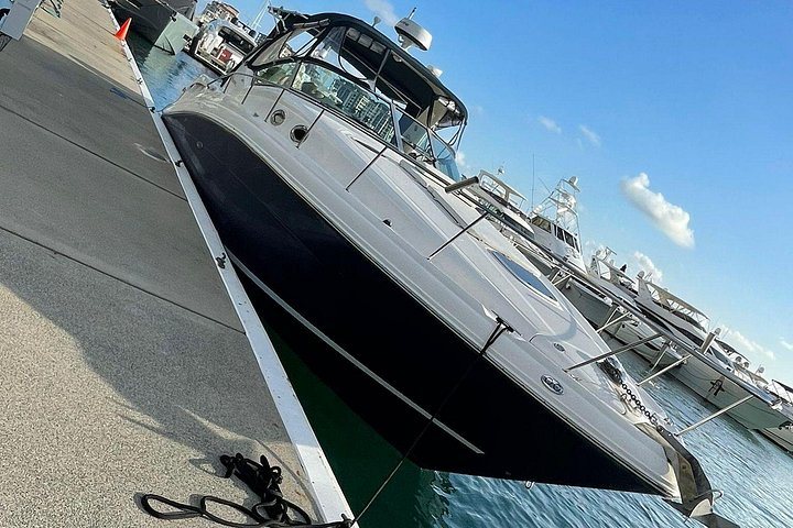Balade en yacht à Miami : photo de l’offre Hellotickets