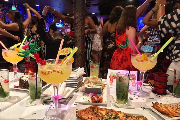 Cours de danse dans une discothèque de Miami : photo de l’offre Hellotickets