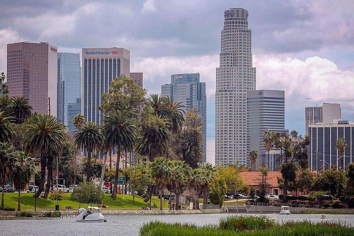 Bateau sur Echo Park Lake à Los Angeles : photo de l’offre Hellotickets