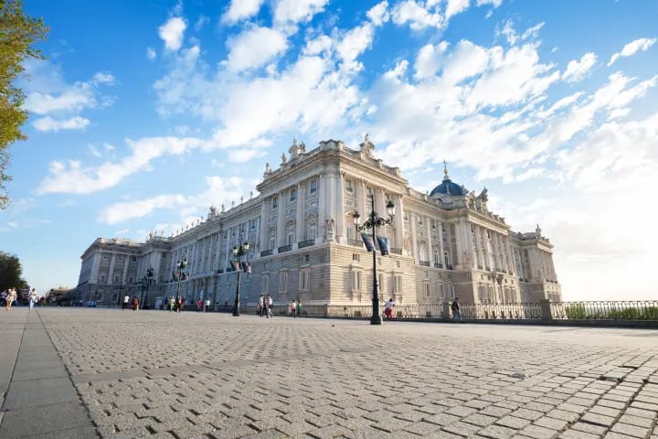 Visite guidée du Palais Royal de Madrid : photo de l’offre Hellotickets