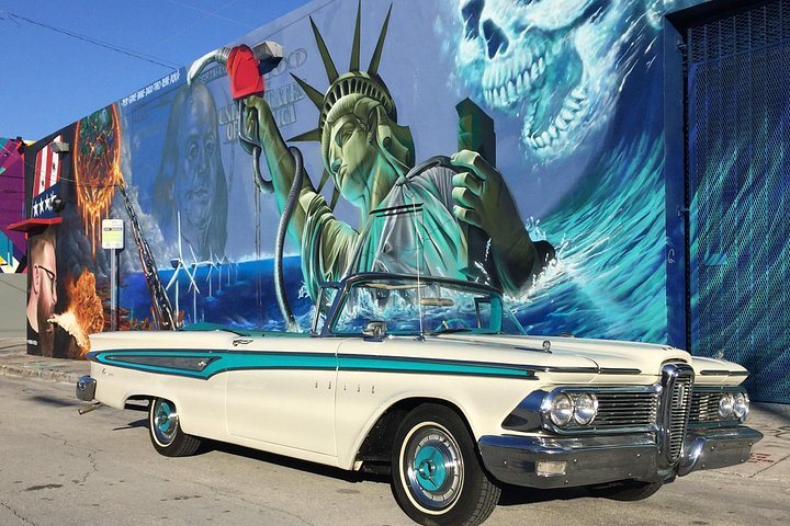 Balade en voiture classique à Miami : photo de l’offre Hellotickets